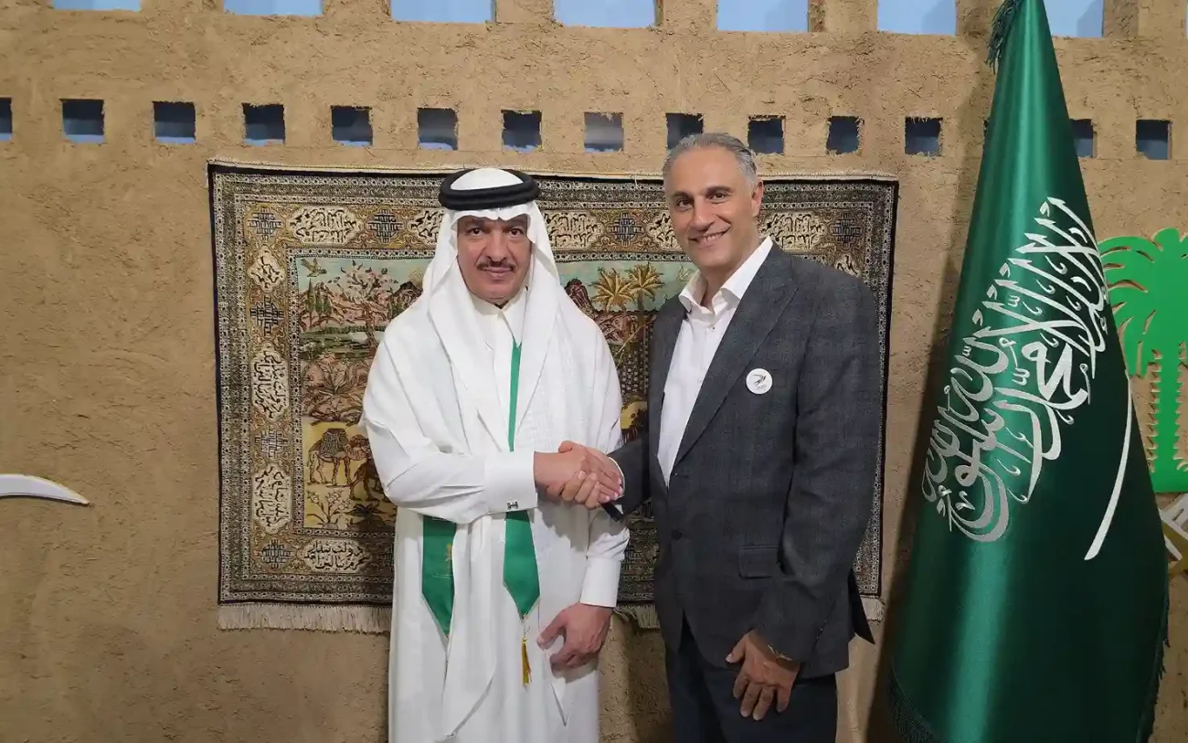 جشن روز ملی عربستان ۱۴۰۴ | حضور پرستو سیر(نماینده فلایناس) در سفارت پادشاهی عربستان سعودی – هتل اسپیناس تهران