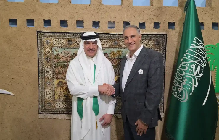 جشن روز ملی عربستان ۱۴۰۴ | حضور پرستو سیر(نماینده فلایناس) در سفارت پادشاهی عربستان سعودی – هتل اسپیناس تهران جشن روز ملی عربستان ۱۴۰۴ | حضور پرستو سیر(نماینده فلایناس) در سفارت پادشاهی عربستان سعودی – هتل اسپیناس تهران