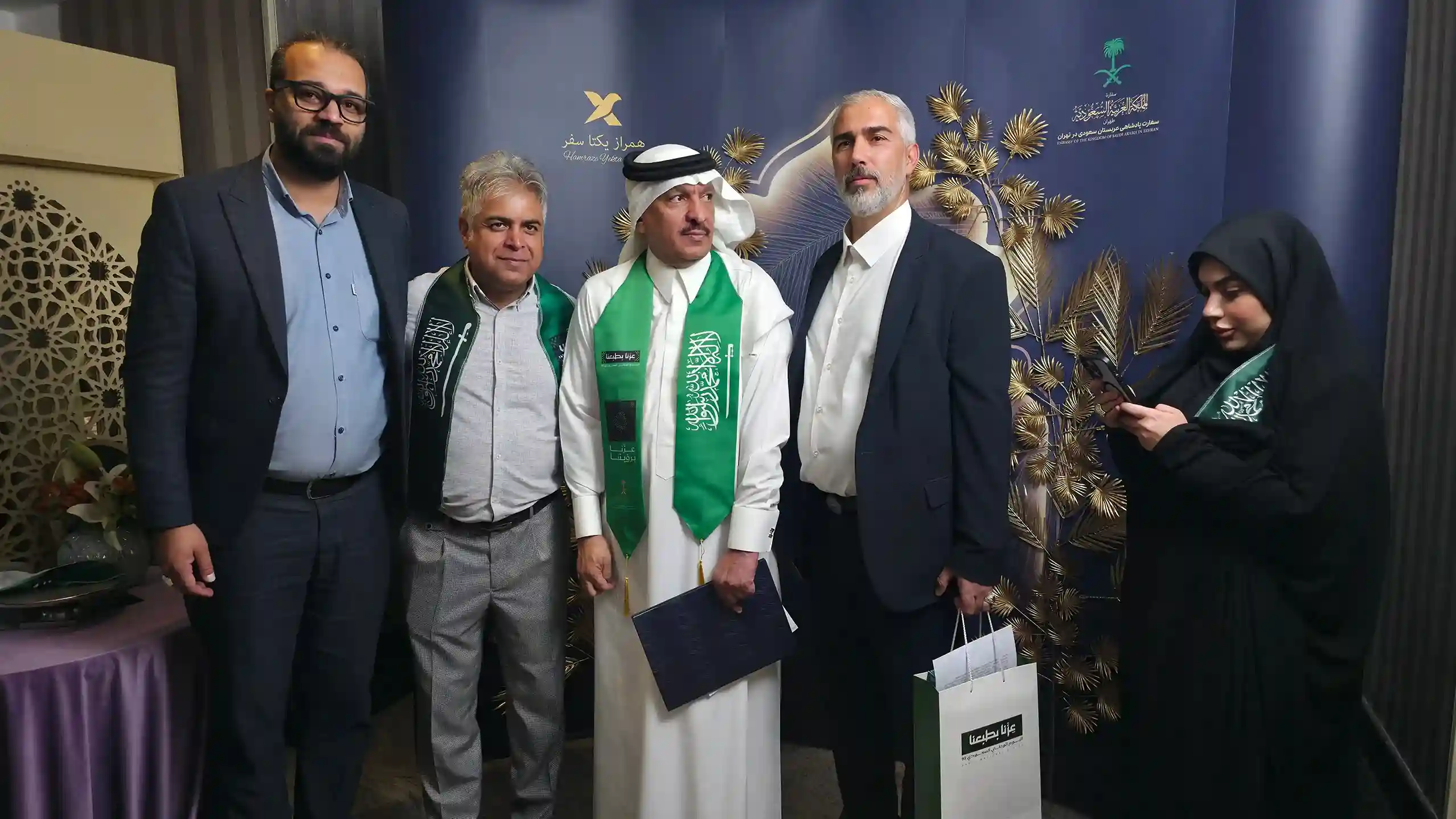 پرستو سیر × فلایناس - 4