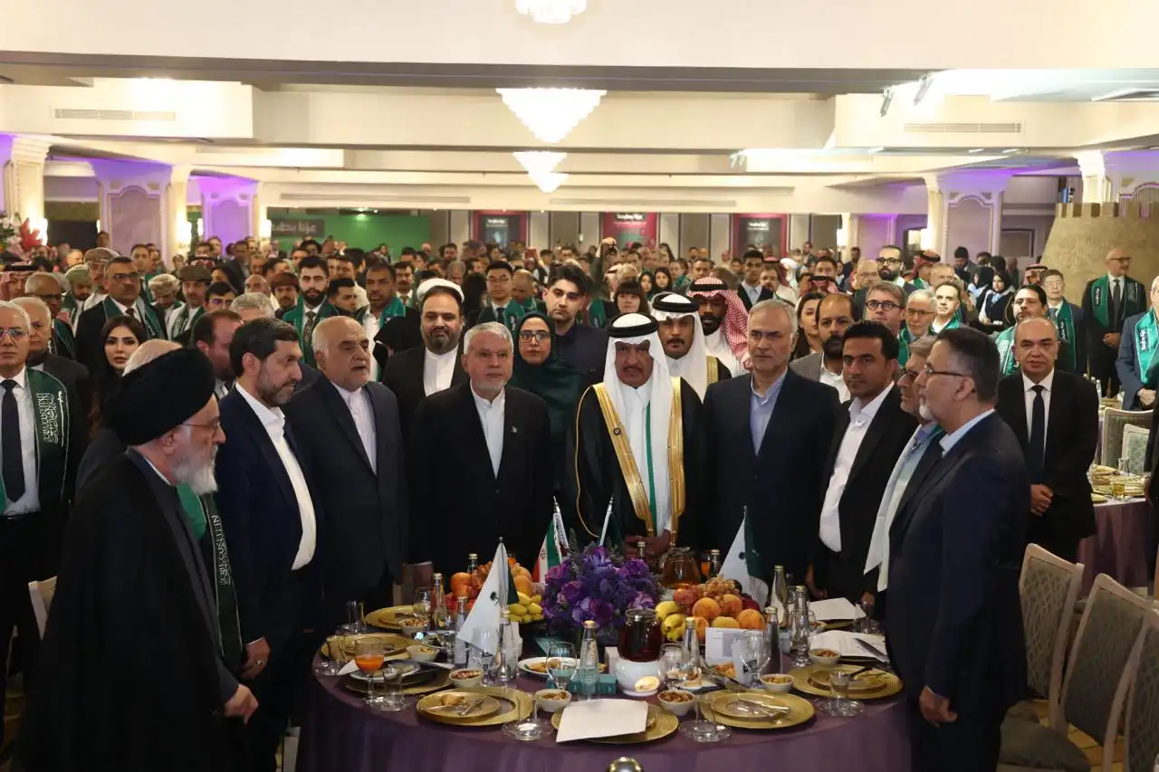 پرستو سیر × فلایناس - 11