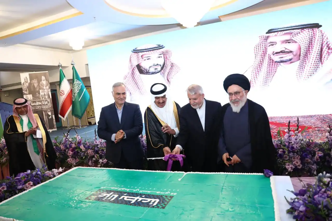 پرستو سیر × فلایناس - 25