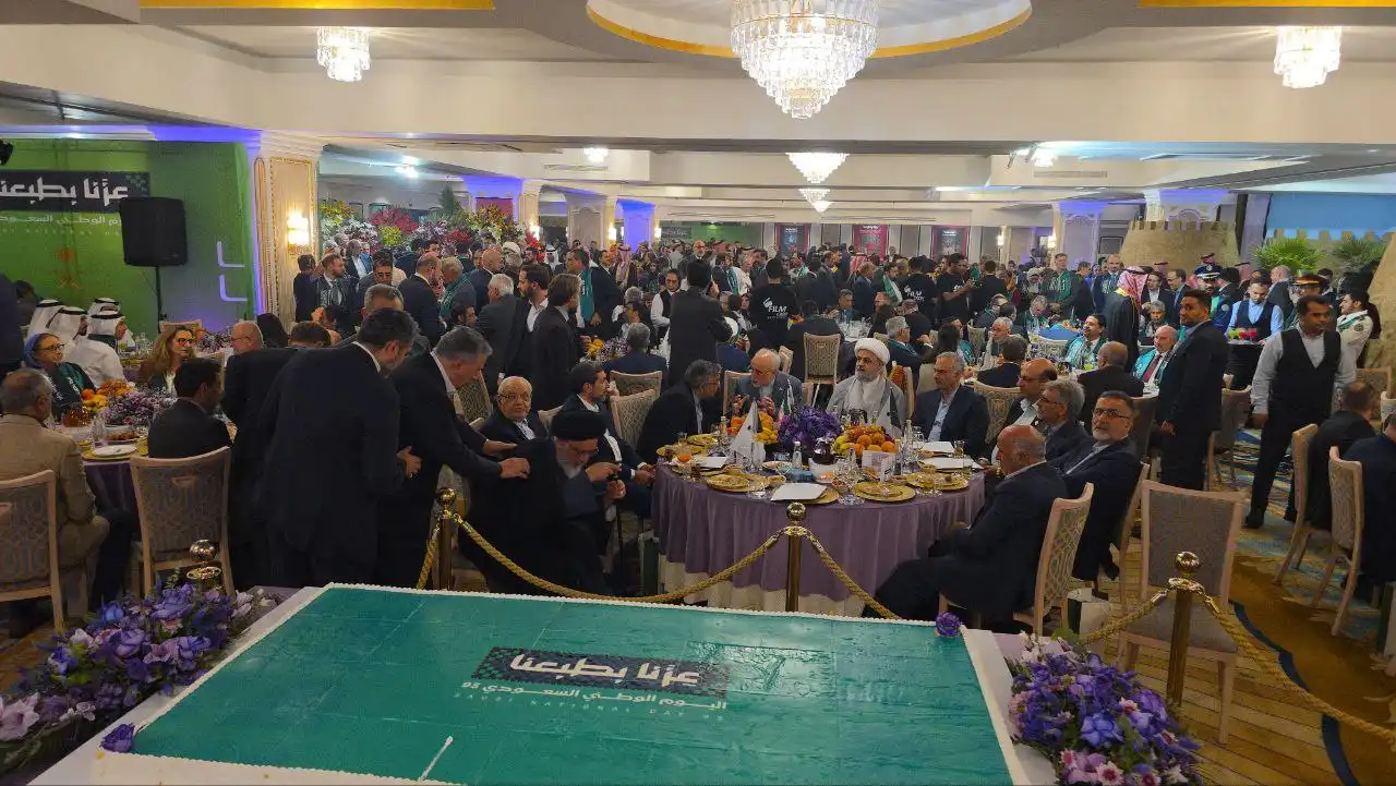 پرستو سیر × فلایناس - 50