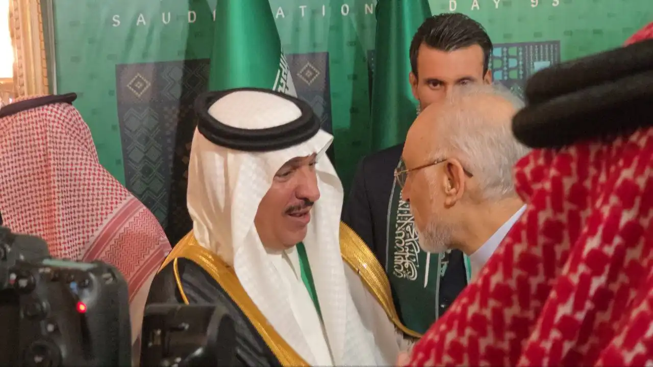 پرستو سیر × فلایناس - 43