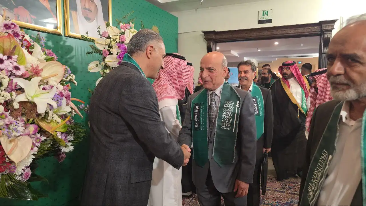 پرستو سیر × فلایناس - 56