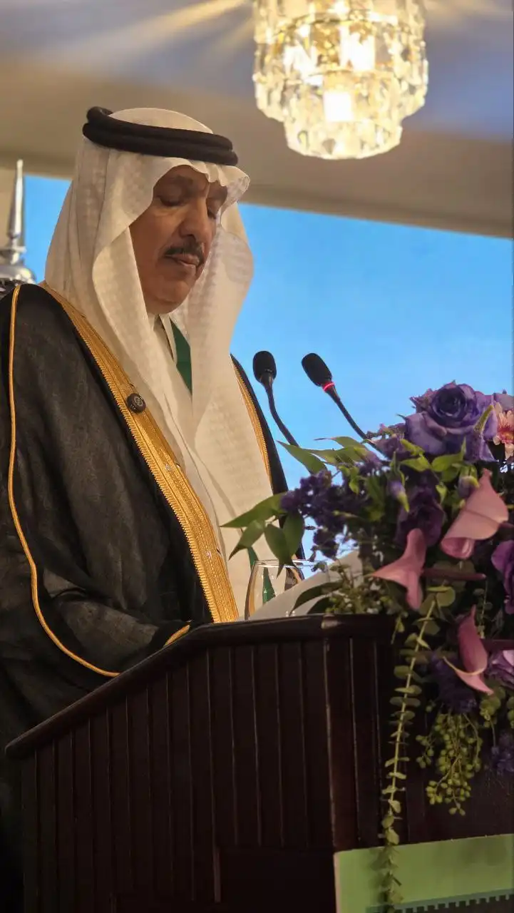 پرستو سیر × فلایناس - 51