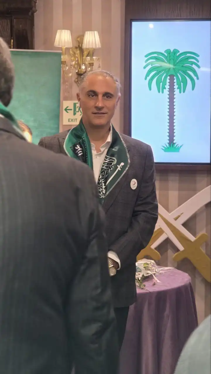 پرستو سیر × فلایناس - 79