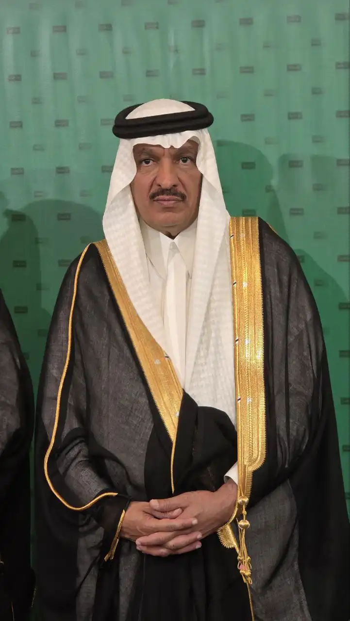 پرستو سیر × فلایناس - 73